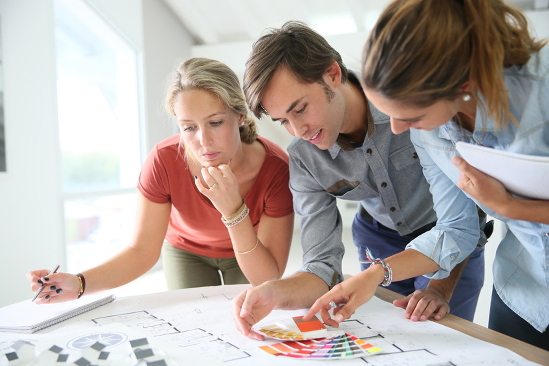 Students in architecture working on project