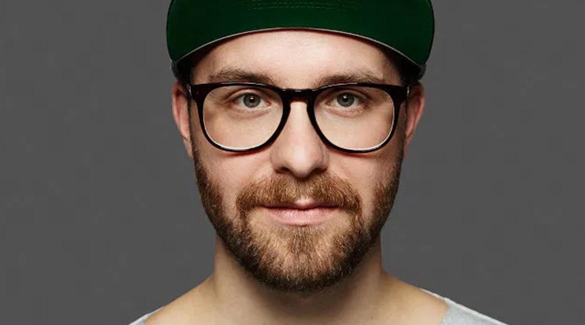 mark-forster-1647514990.9449732.1780x720